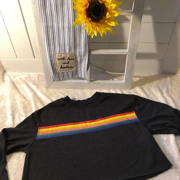 π΄3 for $20π΄ Rainbow Cropped Sweater - Picture 10 of 15